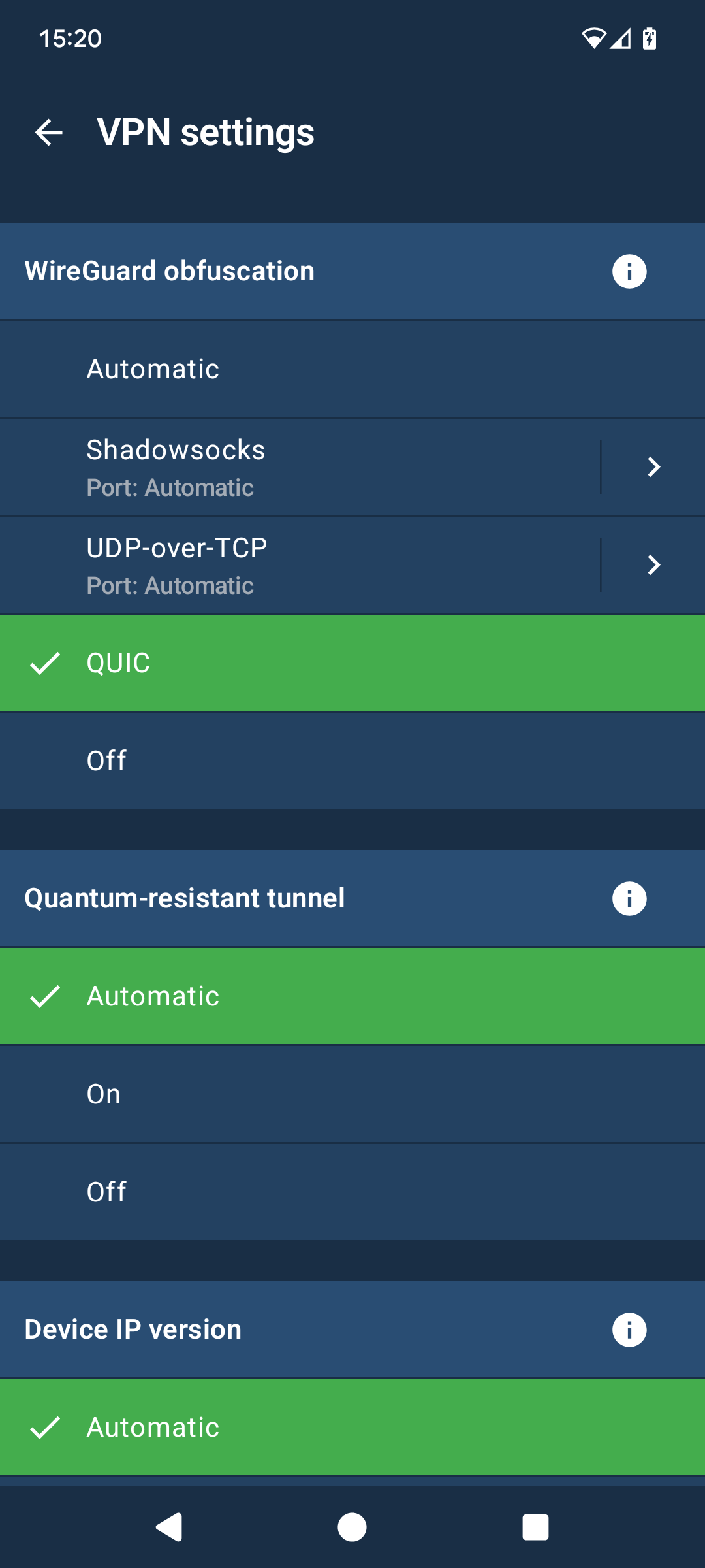 VPN settings screen showing WireGuard obfuscation set to QUIC, with Quantum-resistant tunnel and Device IP version set to Automatic.